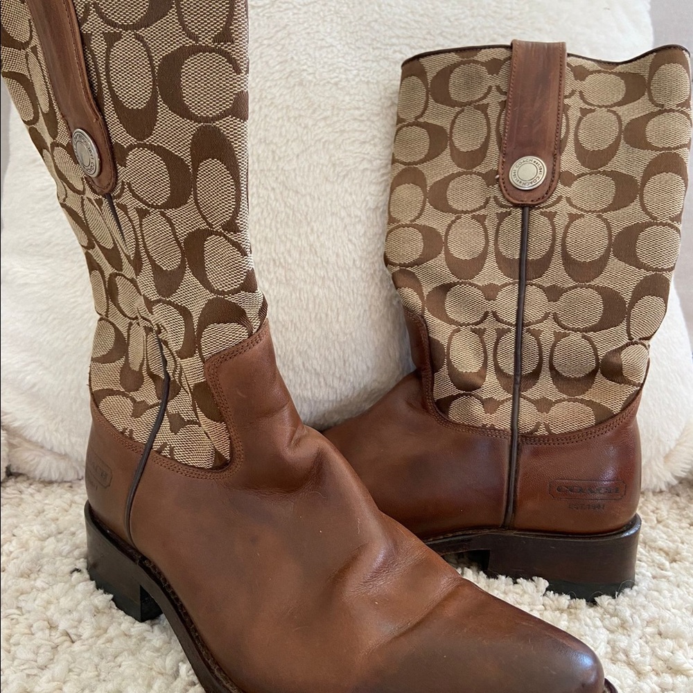 Used coach boots